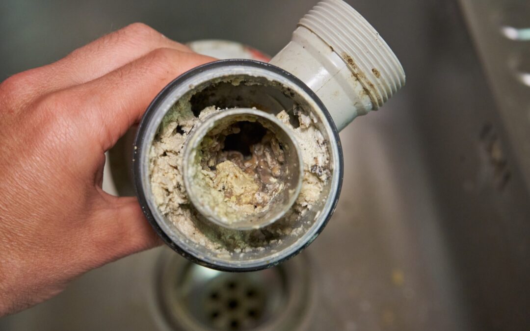 7 Drain Cleaning Safety Tips